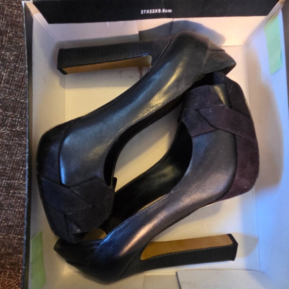 MRKT Andie Black Leather Peep-Toe Heels | Size 9 | Classic & Chic - Picture 3 of 5